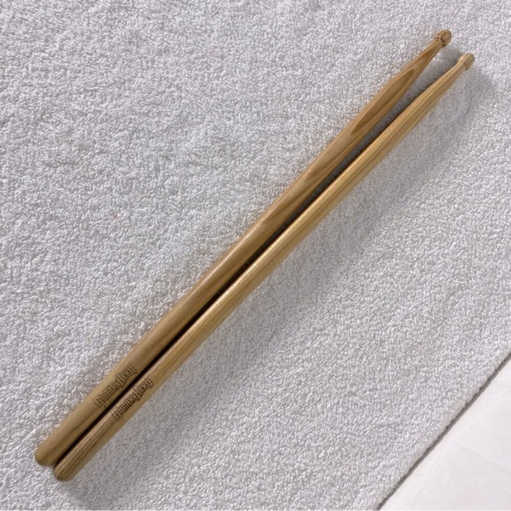 5/$35 Guitar Hero Wood Drumsticks x2